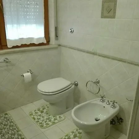 לינה וארוחת בוקר Casa Dilva 3*